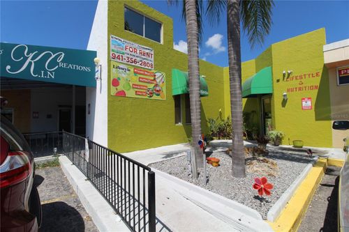 3597 Webber St, SARASOTA, FL, 34239-4930 | Card Image