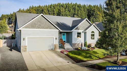 1539 Lakeview Dr, Silverton, OR, 97381-8745 | Card Image