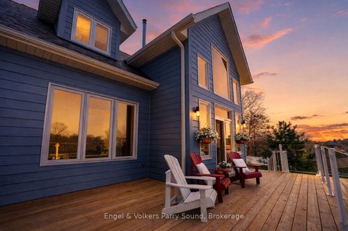 29 Queen St, Parry Sound, ON, P2A2W1 | Card Image