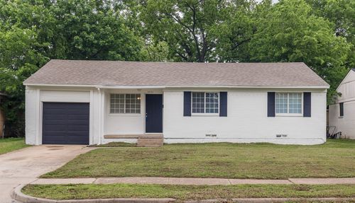 3433 Moon Dr, Mesquite, TX, 75150-2144 | Card Image