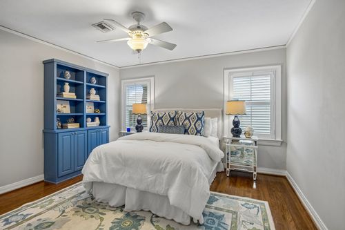 6018 Winton St, Dallas, TX, 75206-5539 | Card Image