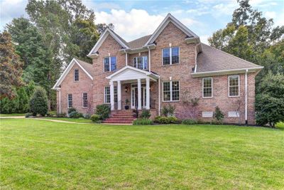 105 Blenheim, House other with 4 bedrooms, 3 bathrooms and null parking in Williamsburg VA | Image 2