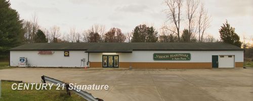7200 E M 71, Vernon, MI, 48476-9154 | Card Image