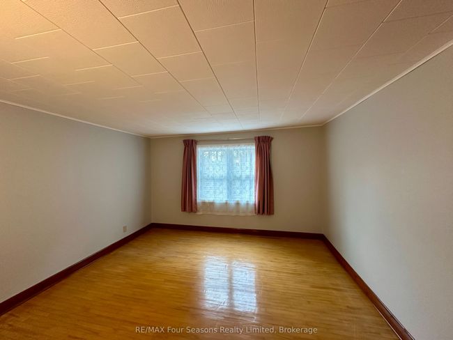 5601 County Rd 9, House other with 3 bedrooms, 1 bathrooms and 6 parking in New Lowell ON | Image 25