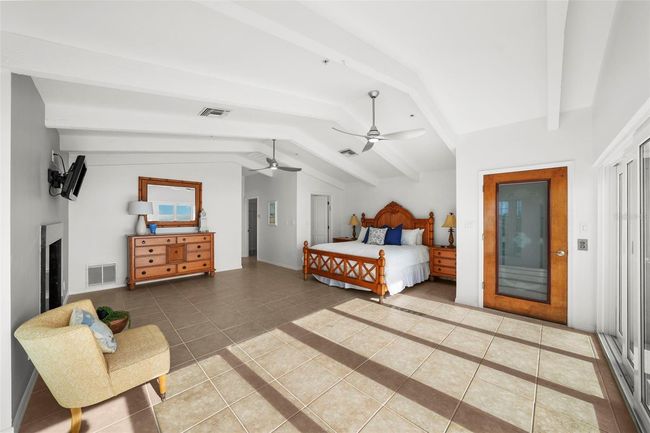 APT-225 - 17960 Gulf Blvd, Townhouse with 5 bedrooms, 4 bathrooms and null parking in REDINGTON SHORES FL | Image 29