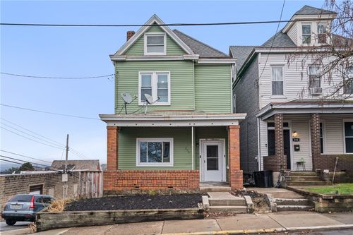 200 Moye Pl, Mt Oliver, PA, 15210-2128 | Card Image