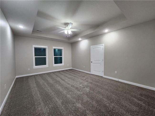 Master Bedroom | Image 10
