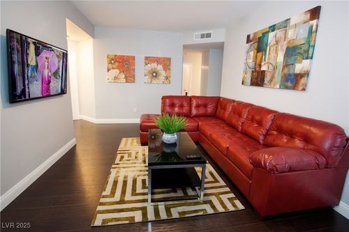 000-8501 W University Avenue, Las Vegas, NV, 89147 | Card Image