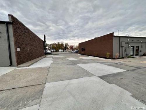 13625 Northline Road Road, Southgate, MI, 48195 | Card Image