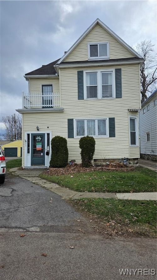 25 Winegar Place, West Seneca, NY, 14210 | Card Image