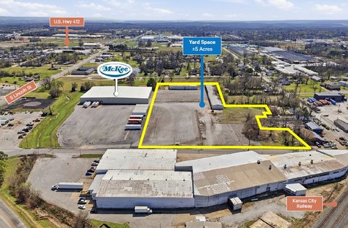 1020 E Jefferson St, Siloam Springs, AR, 72761 | Card Image