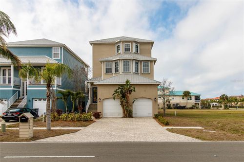 1340 Apollo Beach Blvd S, APOLLO BEACH, FL, 33572-3015 | Card Image