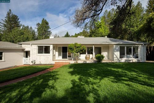 580 Moraga Way, Orinda, CA, 94563-4241 | Card Image