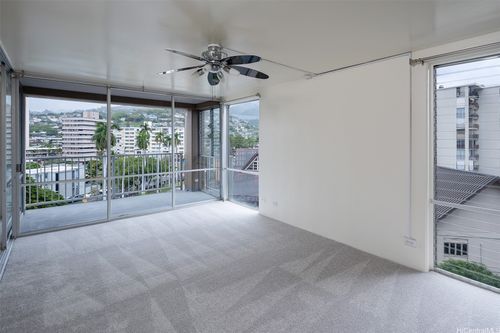 704-1617 Keeaumoku St, Honolulu, HI, 96822-4319 | Card Image