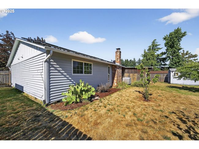 Exterior-Rear | Image 34