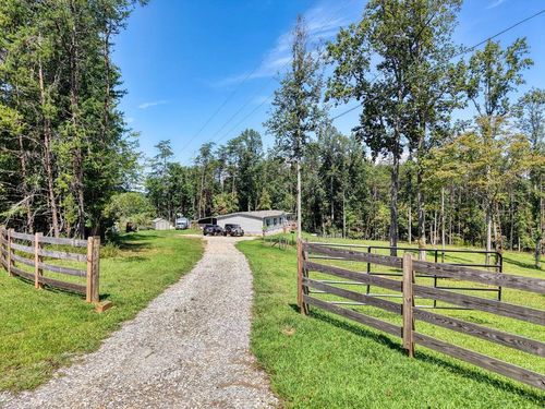 9656 Phillips Rd, Young Harris, GA, 30582-1434 | Card Image