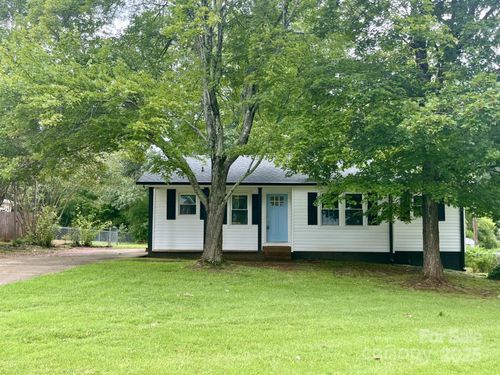 523 Hickory Nut Ln, China Grove, NC, 28023-9412 | Card Image