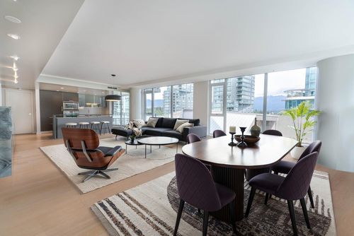 702-1499 Pender St W, Vancouver, BC, V6G0A7 | Card Image