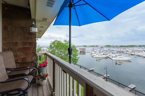 4 Gas Light Dr, RACINE, WI, 53403-1078 | Card Image