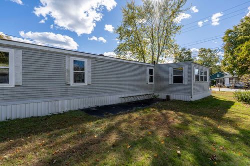 4 Stevens Dr, Concord, NH, 03301-7401 | Card Image
