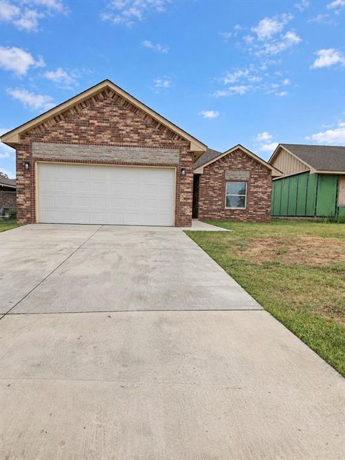 8502 Ne 34th Pl, Spencer, OK, 73084-3255 | Card Image