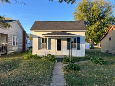 511 Jefferson Street, House other with 1 bedrooms, 1 bathrooms and 2 parking in Hanover IL | Image 1