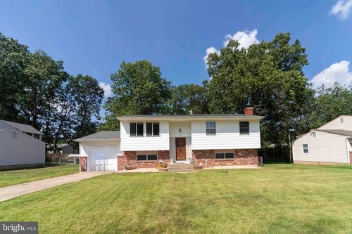 209 Colorado Trl, BROWNS MILLS, NJ, 08015-5603 | Card Image