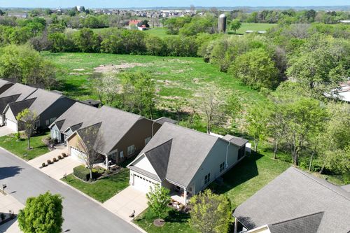 421 Bruce Dr, Spring Hill, TN, 37174-9613 | Card Image