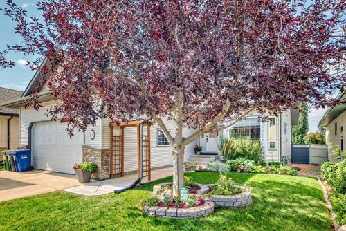 71 Adams Close, Red Deer, AB, T4R3C7 | Card Image