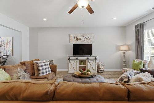 818 General Westmoreland Ct, Murfreesboro, TN, 37129-1350 | Card Image