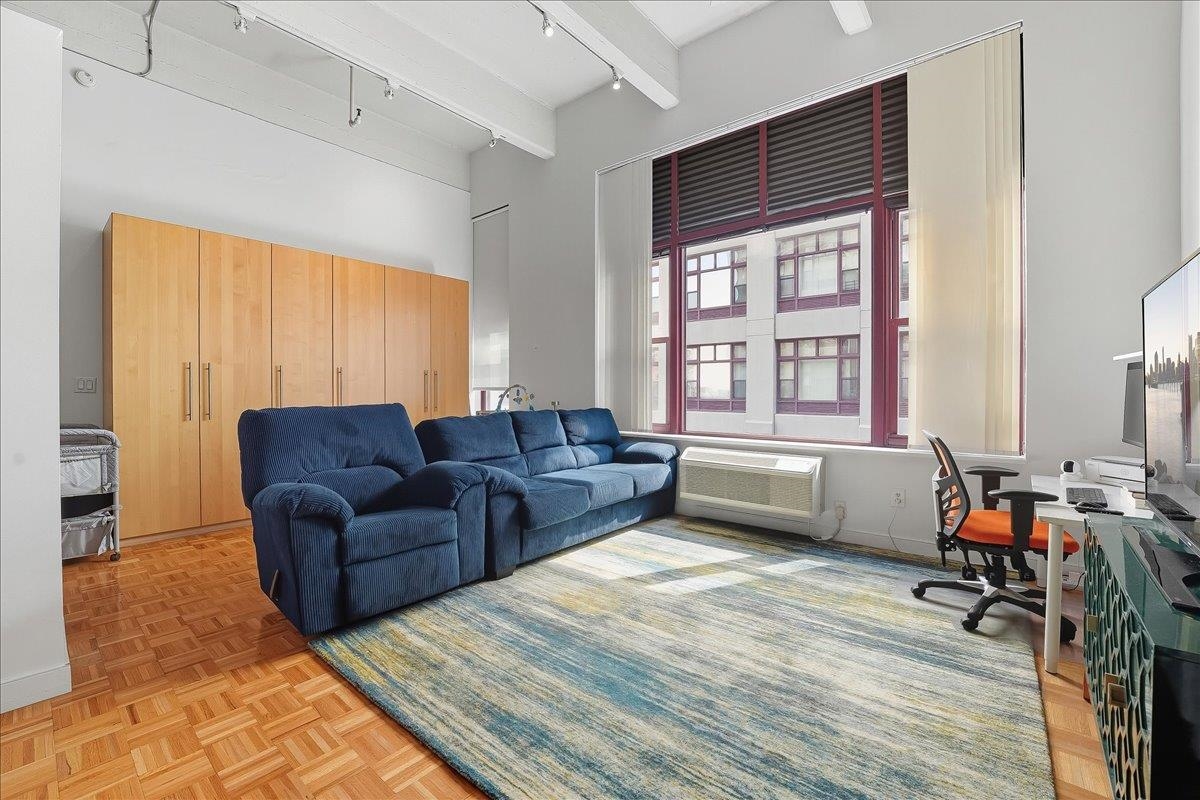 Residential Lease in Hoboken 4