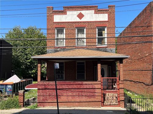 5835 Waldron St, Corona, NY, 11368-4015 | Card Image