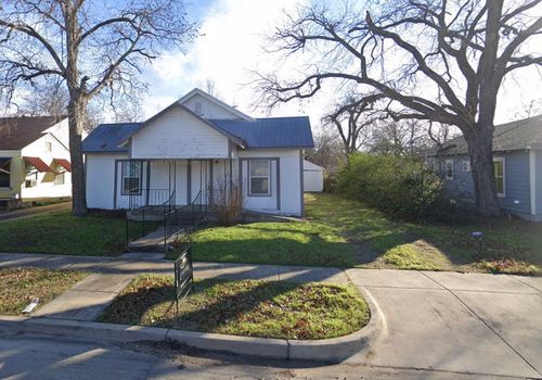 2928 Bomar Ave, Fort Worth, TX, 76103-2405 | Card Image