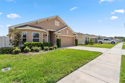 14432 Potterton Circle, House other with 3 bedrooms, 2 bathrooms and null parking in HUDSON FL | Image 2