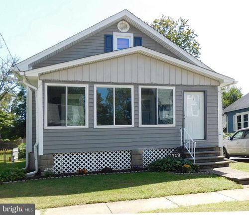 719 Hickory St, DELANCO, NJ, 08075-4617 | Card Image