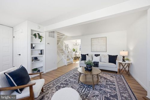 6909 Doublebrand Ct, FREDERICK, MD, 21703-8607 | Card Image