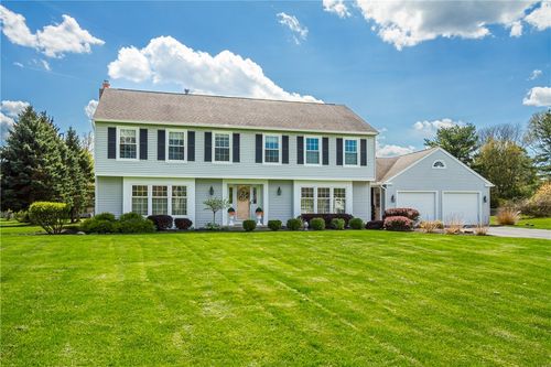10 Fenimore Dr, Pittsford, NY, 14534-3252 | Card Image