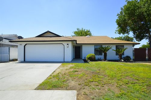 4952 E Hungtington, Fresno, CA, 93727 | Card Image
