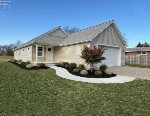 91 Elwood Ave, Tiffin, OH, 44883-1138 | Card Image