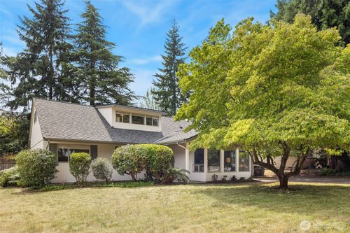 15327 Ne 1st St, Bellevue, WA, 98007-5001 | Card Image