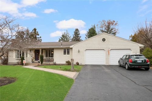 166 Gervais St, Coventry, RI, 02816-8028 | Card Image