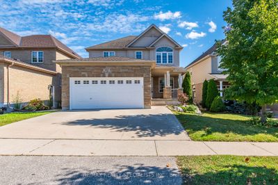 92 Pebblecreek Dr, House other with 3 bedrooms, 4 bathrooms and 4 parking in Kitchener ON | Image 1