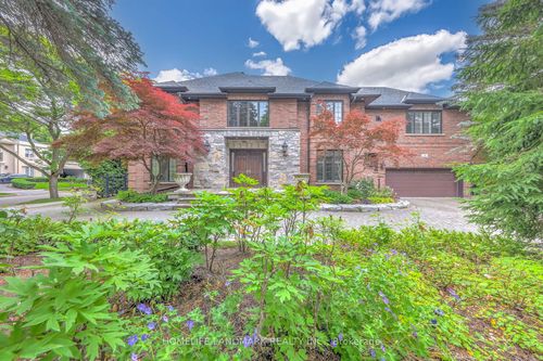38 Misty Crescent, North York, ON, M3B1T3 | Card Image