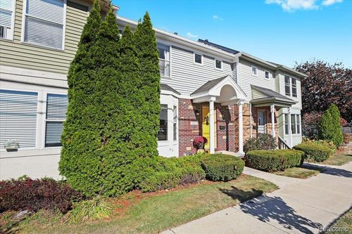 1143 Woodward Hts, Ferndale, MI, 48220-1485 | Card Image