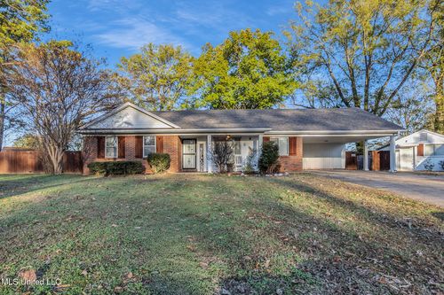 8524 Farmington Cv, Southaven, MS, 38671-3024 | Card Image