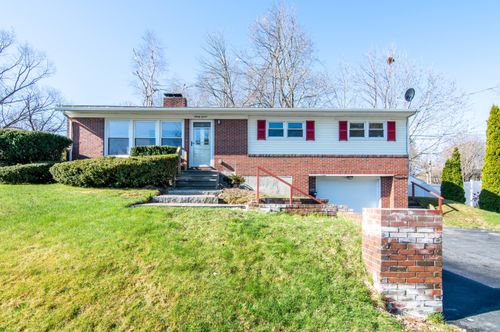 97 Stroudwater Street, Westbrook, ME, 04092 | Card Image