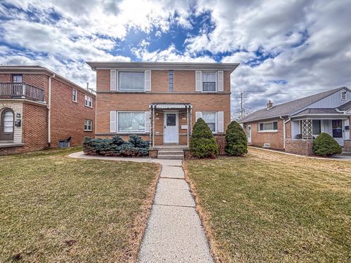 8911-8909 W Burleigh Street, Milwaukee, WI, 53222 | Card Image