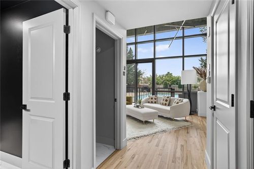 403-600 Admiral Blvd, Kansas City, MO, 64106-1557 | Card Image