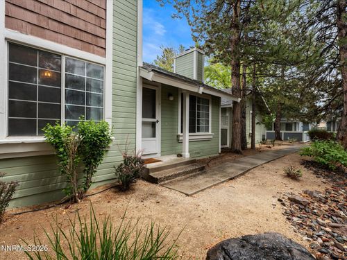 1905 E Minaret Cir, Reno, NV, 89523-1214 | Card Image