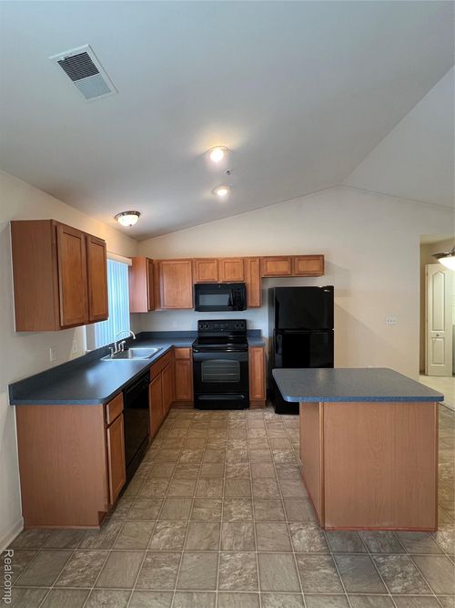 33-316 N Wixom Road, Wixom, MI, 48393 | Card Image